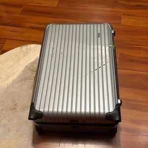 RIMOWA Metallic Silver Ribbed Carry-On with Black Corners